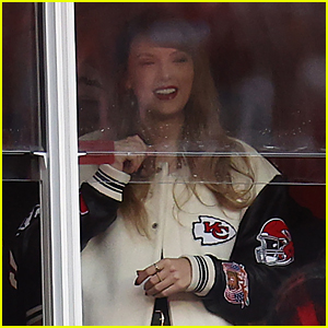 Inside Taylor Swift’s Chiefs Game Suite: Who’s Sitting With Her on New Year’s Eve?