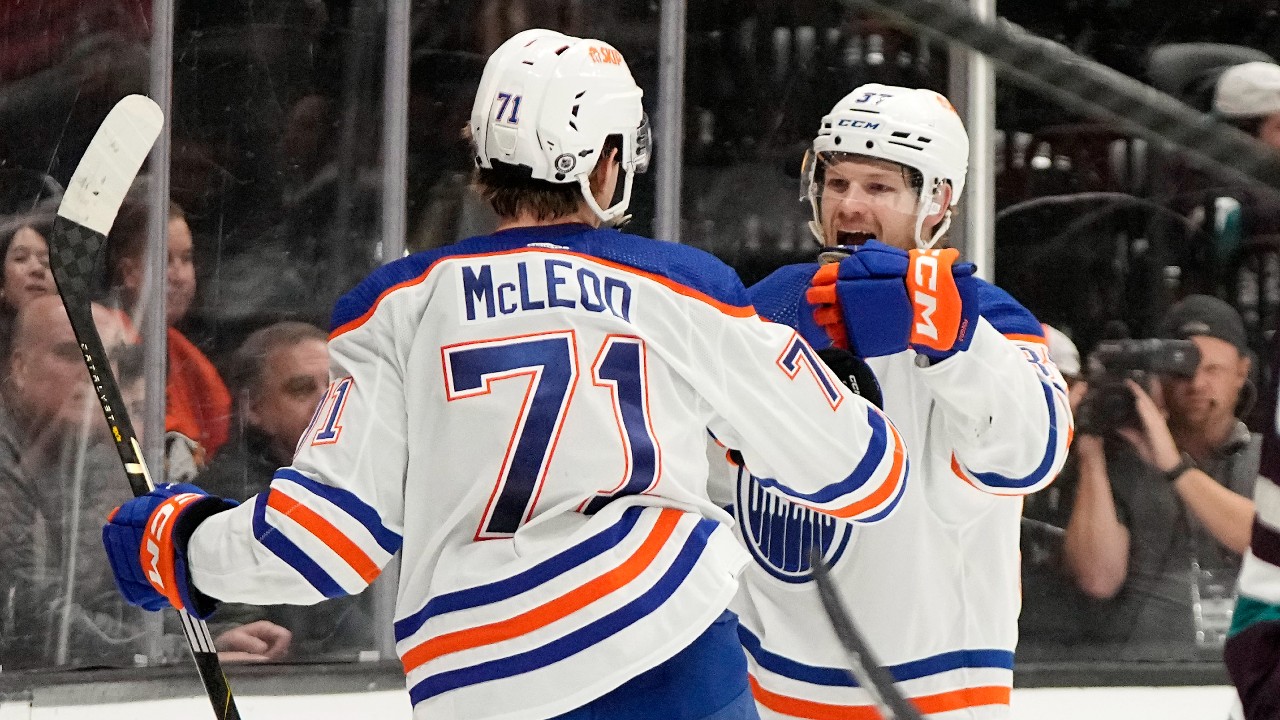 Foegele has career-high five points as surging Oilers rout Ducks