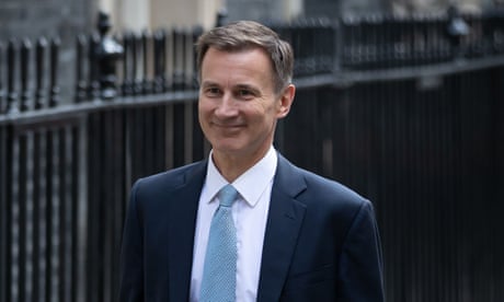 Hunt says presenter’s comments ‘unworthy of BBC’ after he suggested budget not enough to revive ‘stagnant’ economy – UK politics live