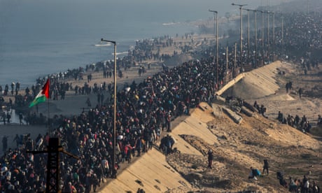 Middle East live: Palestinians start to return to homes in north Gaza after Israeli hostage deal reached